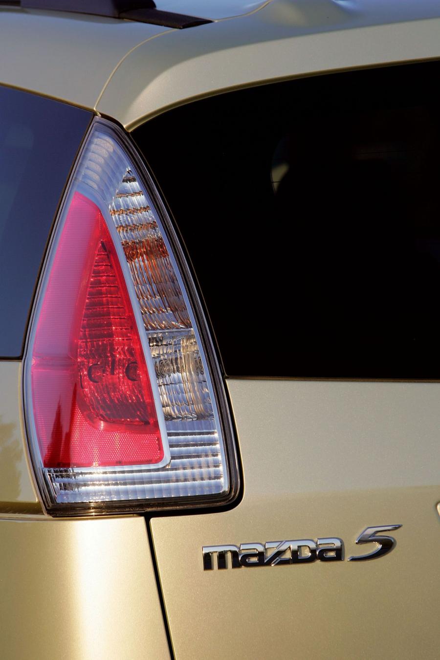  Mazda5 2006 года  (фото 48 из 129)